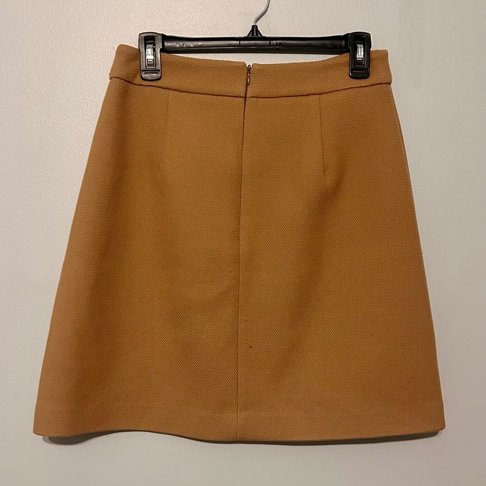 1901 Tan Button Front A-Line Mini Skirt Size 6 - Picture 2 of 3